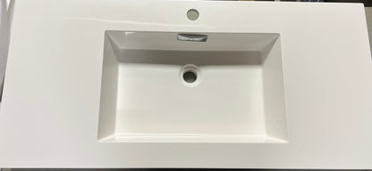 KubeBath BSL40SINK - 40" White Sink - Approx Retail $275